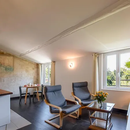 Apartament Saint Eloi - Duplex Centre Historique De Les Avignon Villeneuve-lès-Avignon